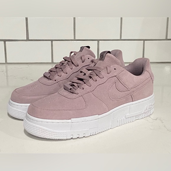Nike Air Force 1 Pixel Plum Fog Women’s Size 10 New Without Box - Picture 3 of 15